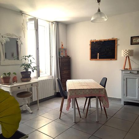 Agreable Appartement T2 Proche Centre Nimes Exterior photo